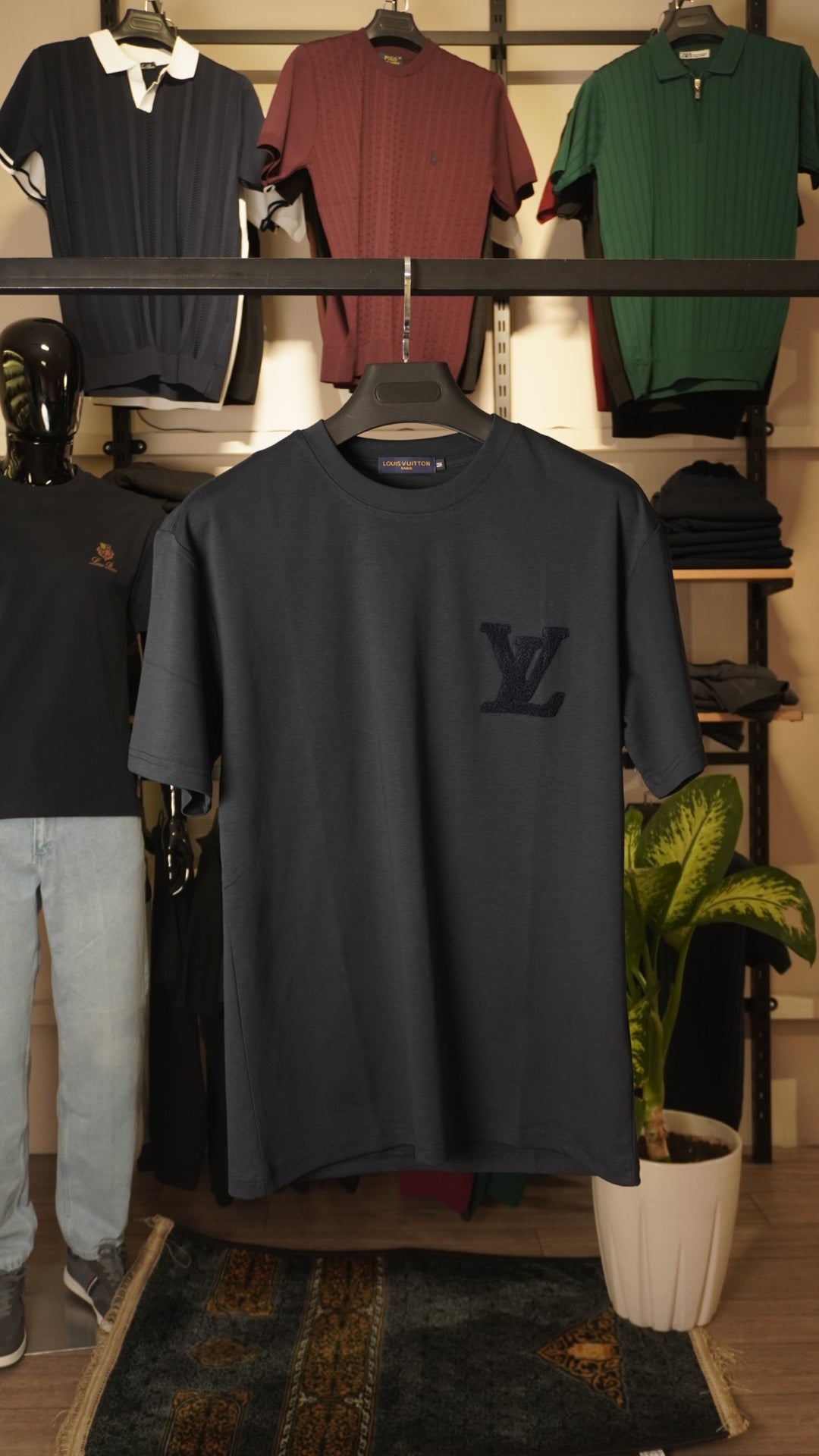 Navy blue Louis Vuitton T-Shirt