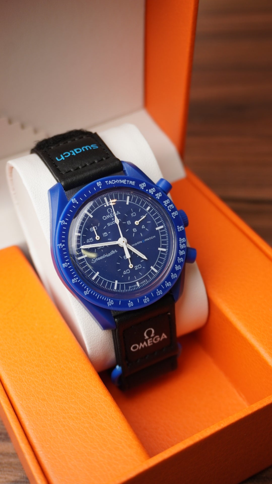 Omega X Swatch – Yaqout